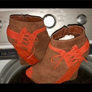 Liliana Women’s Wedge Shoes